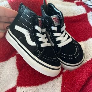 Vans toddler 5C.